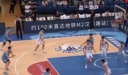cba夏季联赛的新球员〖杨瀚森身高到底是2米11还是2米16〗