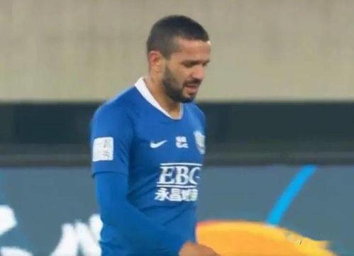 中超外国教练哭了吗图片,你看好中超近来流行的“中西合璧”的教练模式吗?