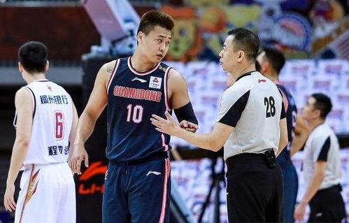 cba裁判对中国篮球有什么影响〖NBA如果打裁判会怎样惩罚〗
