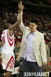 姚明现身休斯顿火箭队队员〖08年奥运会男篮有哪些队员 〗