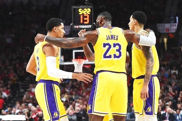 nba湖人今日交易*消息〖湖人拉塞尔交易得到什么〗