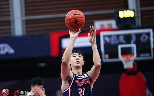 张明池cba首秀砍16分广东队内最高「cba常规赛新秀首秀表现」