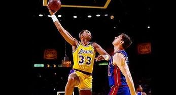 16年总决赛老詹盖帽集锦,NBA历史上,哪些画面才能被真正奉为经典?