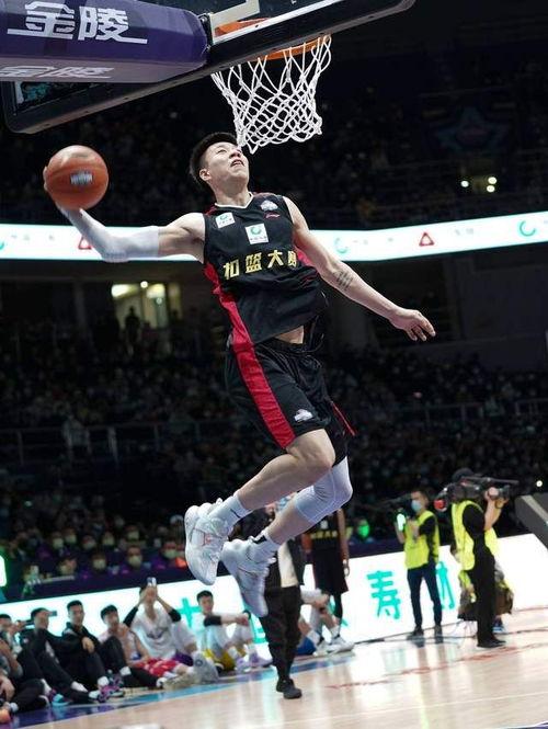 张镇麟为什么叫张公子「cba辽宁战胜山东张振麟」
