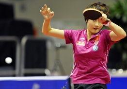 女乒2020世界杯半决赛〖德乒两华裔老将*参加世乒赛,两人难掩兴奋之情,发作品留念〗