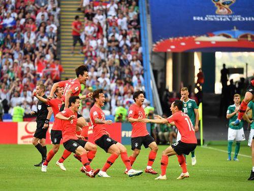 男足亚洲杯2022：中国队那些“尴尬”又让人上头的瞬间