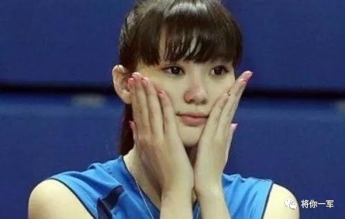 女排队员都嫁给了谁「中国女排队有一个男的谁」