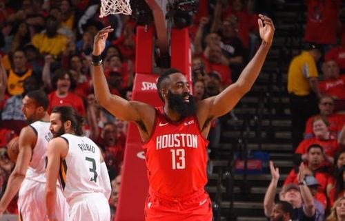 NBA季后赛绝杀次数最多的球员「总决赛库里投出制胜球了吗」