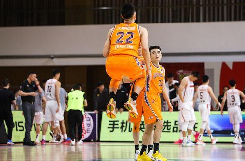 上海篮球双外援学校盘点，篮球迷们看过来！