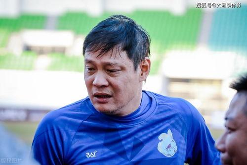 范志毅李铁国足主帅评论,范志毅假如出任国足主教练要比李铁强吗?你支持他吗?