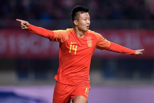 鲁能5人入选U22国足,有望占据三条线核心,前锋线组一高一快「中超陈国抗进球」