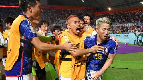 日本队为纠正世界杯赛场上的14秒失误,一年苦研背后的故事「世界杯日本队为什么回国了」