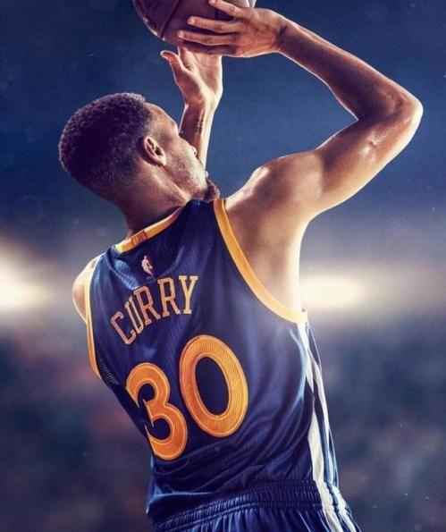 15年库里总决赛背影集锦〖NBA哪一件事最让你难过 〗
