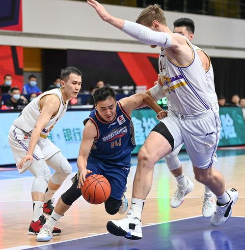 cba1米7高的球员〖CBA现役七大矮个子球员 两位身高不足1米8,个个都有绝活〗