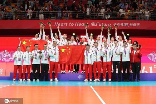奥运会中国女排夺冠归来〖满血归来的朱婷 希望自己找回巅峰状态,她此前有过哪些成就 〗