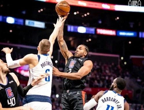 快船教练哭了，NBA赛场上又见“泪目”时刻！