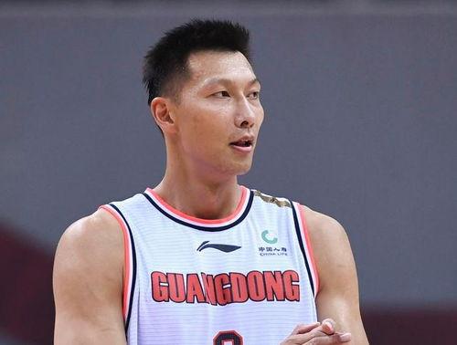cba广东队球员易健联简历,易建联.详细档案