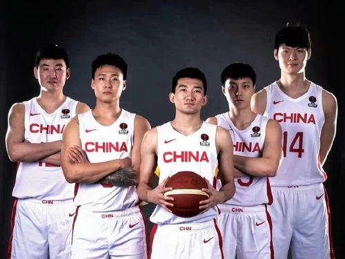 中国男篮亚洲杯中国对韩国，场上火花四溅，谁主沉浮？