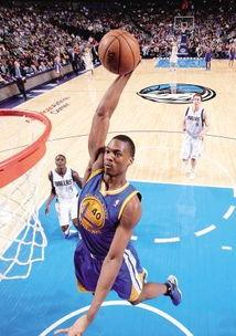 nba圣克鲁兹勇士队,圣克鲁兹勇士队和金州勇士队有什么区别?
