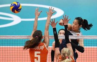 7月1日中国女排对决巴西，精彩瞬间不容错过！