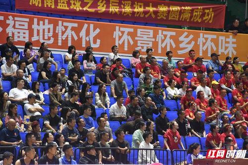 怀化市城际篮球赛赛程表〖怀化有好的篮球训练营 篮球俱乐部〗