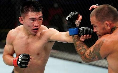 UFC中国选手被打败视频，真香现场全解析