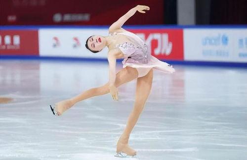 花样滑冰女选手的丝袜是怎么回事？扒一扒那层神秘的“肌肤”！