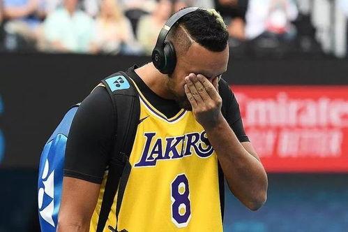 8号球衣是谁穿的「nba穿八号球衣的球员」