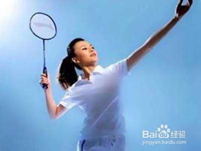 打羽毛球不能瘦吗女生,坚持每天打羽毛球每次一小时一个月最少能剪掉多少肉