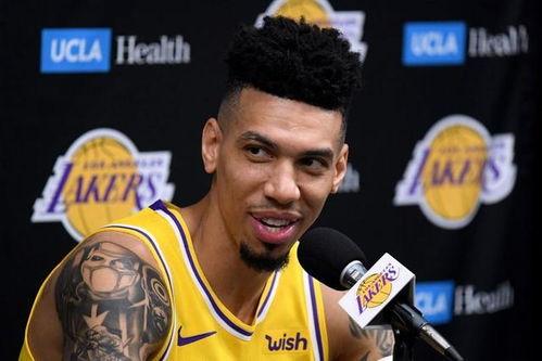 丹尼格林*加入湖人,丹尼格林是NBA的*投手,他的经验会帮助湖人取得好成绩么?