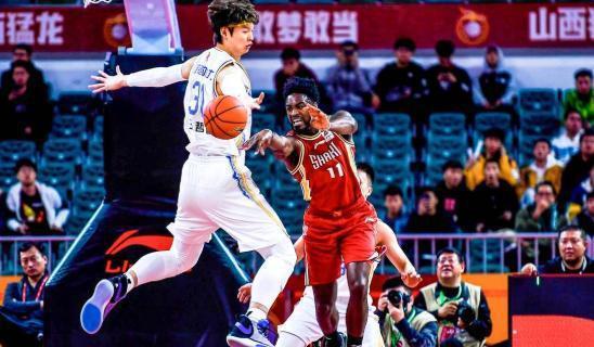 香港归化篮球外援可行性：真有戏还是套路满天飞？