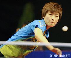 德国乒乓球公开女单半决赛,王楠对张怡宁战绩