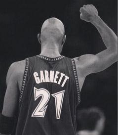 邓肯退役后干嘛了,NBA巨星退役之后的生活过得怎样?