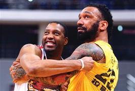 麦迪cba客场与主场视频麦迪cba首秀 NBA巨星再次闪耀中国篮球赛场 