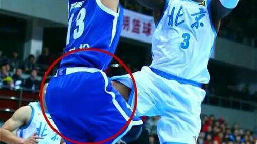 CBA打球最脏的外援，到底是谁？揭秘赛场上那些“黑科技”操作