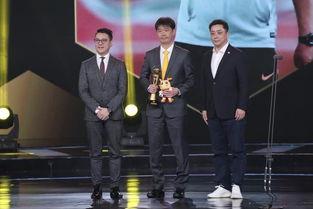 中超最牛的教练是哪位,李霄鹏已成中超*主帅,能否担任国足主帅?