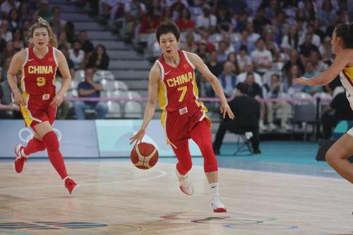中国女篮*替补名单曝光，谁才是“隐藏的宝藏”球员？