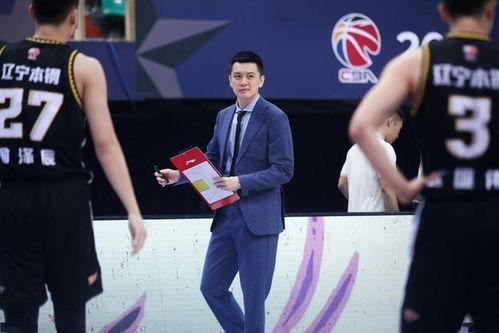 杨鸣和老婆的婚姻状况「cba打教练老婆的谁」