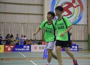 羽毛球步伐小孩子〖小学生怎样练习羽毛球步伐〗