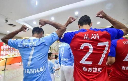 国足重庆外援大揭秘：他们是怎么混迹在“火锅之都”的？