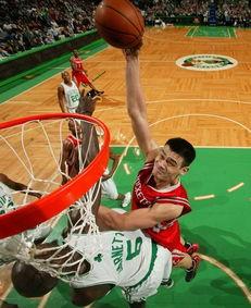 cba扣篮王发威,姚明效力过哪一支NBA球队、哪一支CBA球队