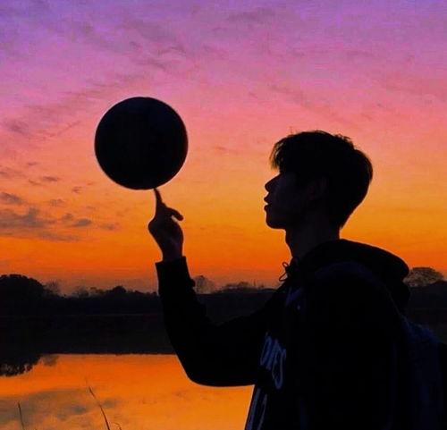 火箭队夺冠头像高清版,运动QQ男生头像,篮球的最好,本人不胜感谢。